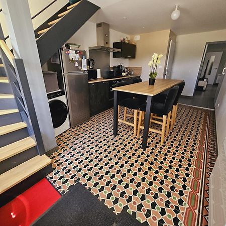 Gite De 2 Chambres - Ancenis A11 - Logis Du Chateau Rouge Mésanger Kültér fotó